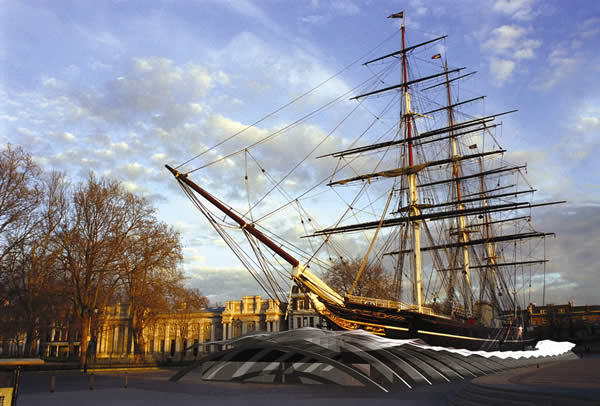 il Cutty Sarck in bacino di carenaggio a Greenwich