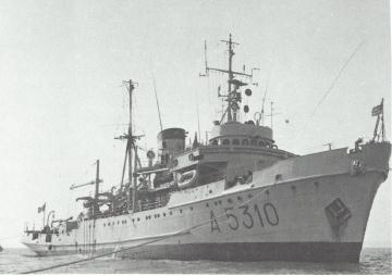 rimorchiatore d'altura e nave salvataggio della M.M. A 5310                                         (anni 50)